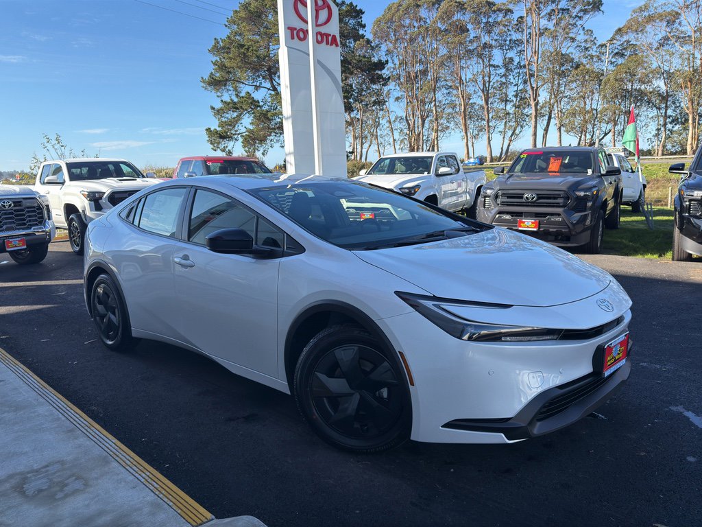 New 2026 Toyota Prius LE image 6