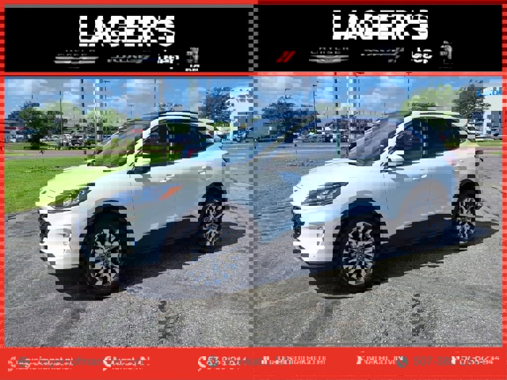Used 2022 Ford Escape Titanium w/ Class II Trailer Tow Package