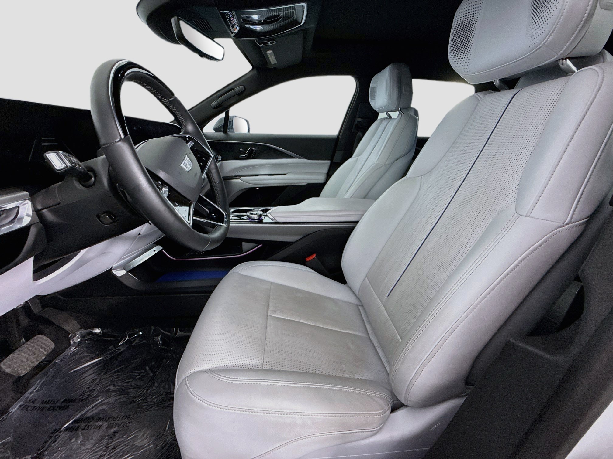 Used 2024 Cadillac Lyriq Luxury RWD image 23
