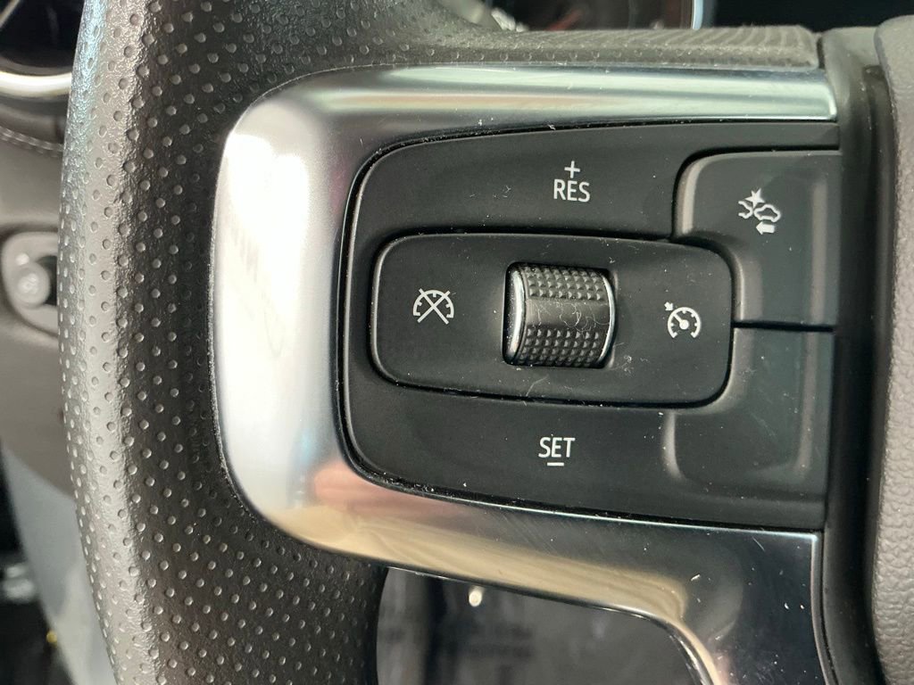 Used 2025 Chevrolet Blazer LT FWD image 32