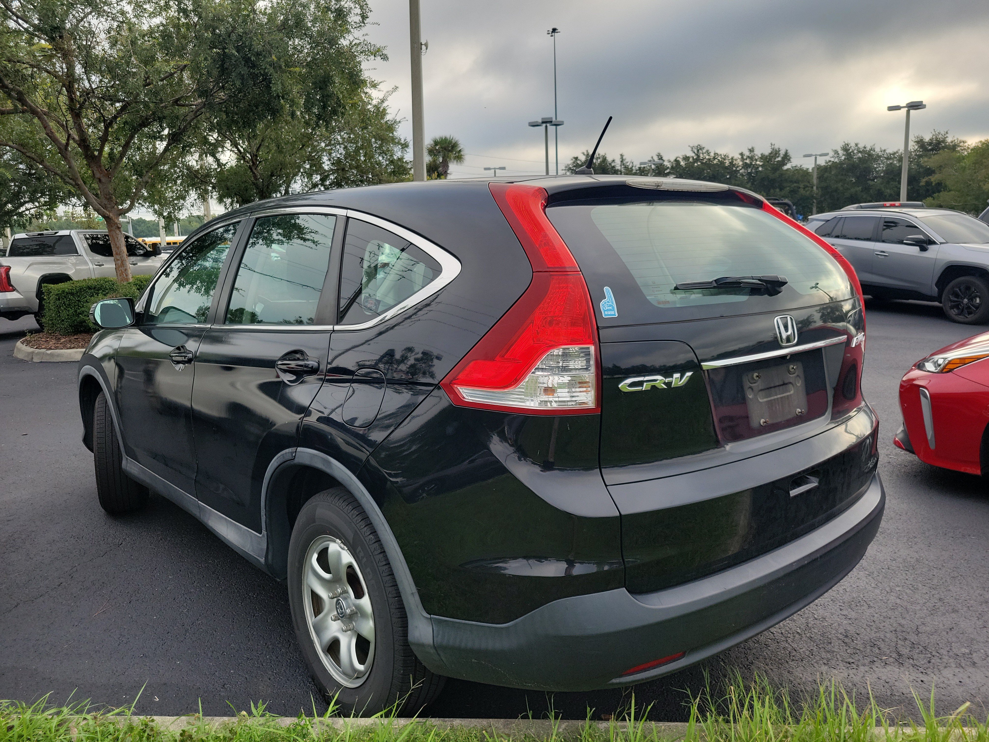 Used 2014 Honda CR-V LX image 3