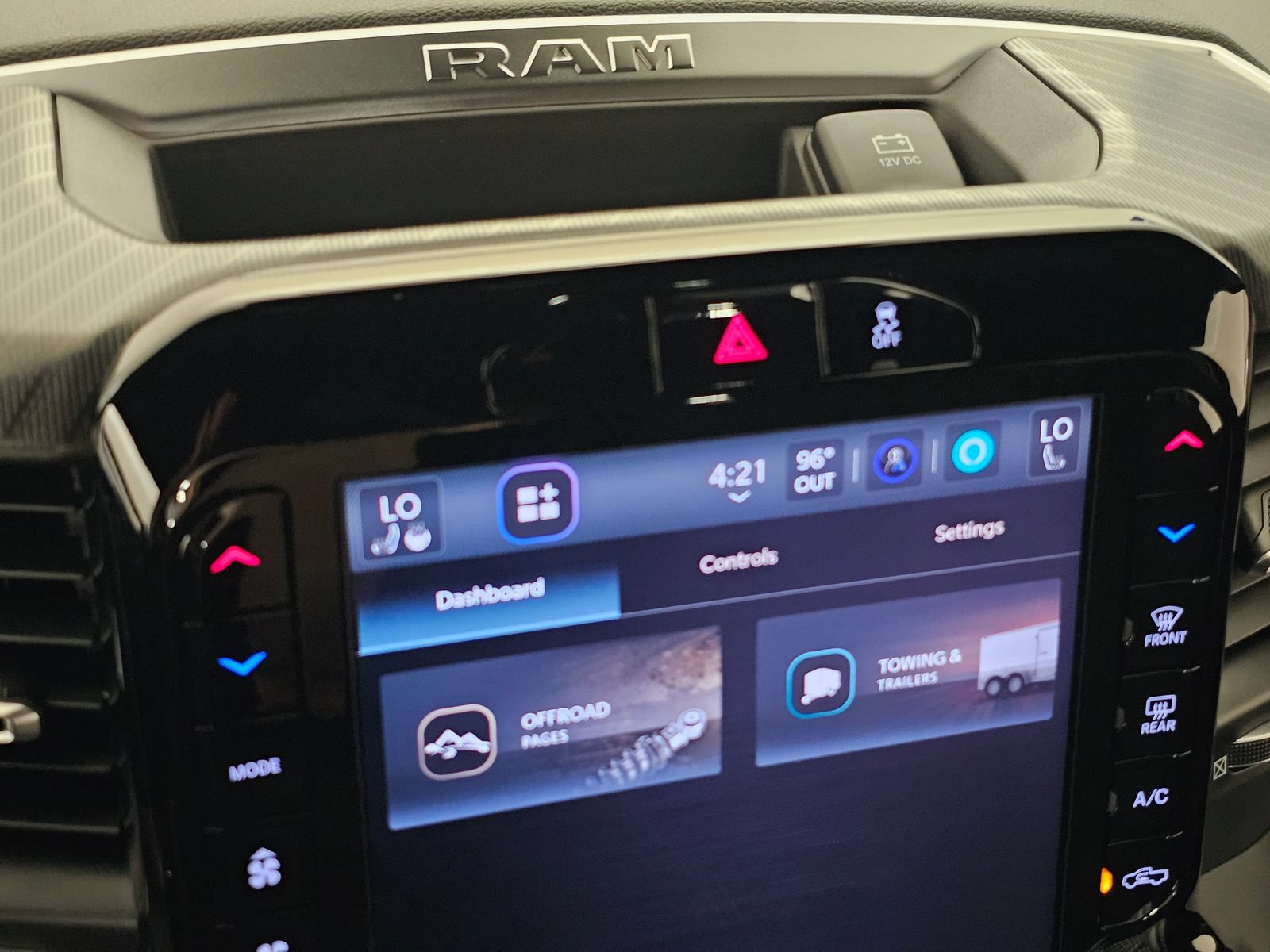 New 2026 RAM 2500 Big Horn AWD/4WD image 11