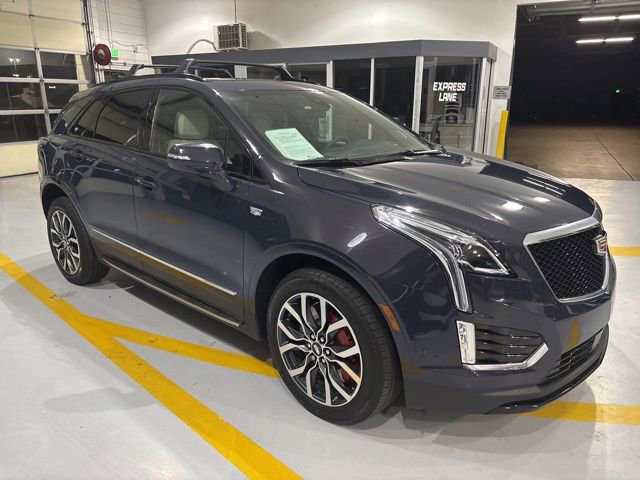 Certified 2025 Cadillac XT5 Sportv w/ Technology Package image 8