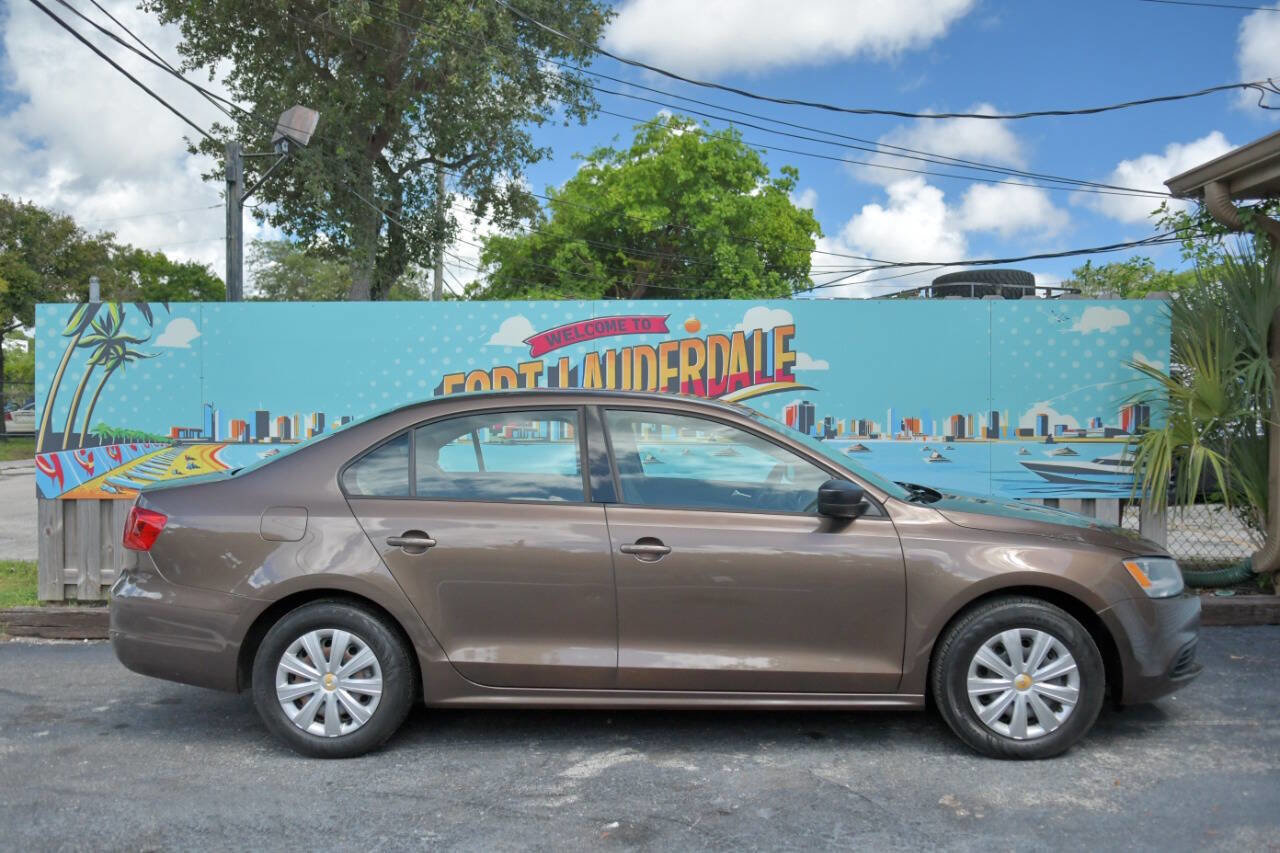 Used 2014 Volkswagen Jetta S image 23