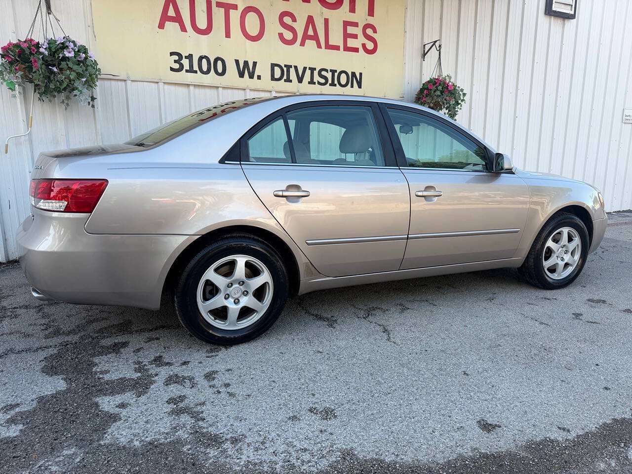 Used 2006 Hyundai Sonata LX FWD image 3