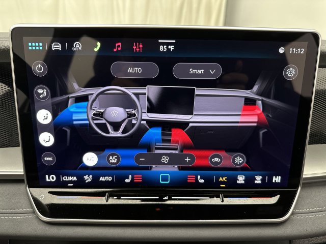Certified 2026 Volkswagen Tiguan SE R-Line AWD/4WD image 19