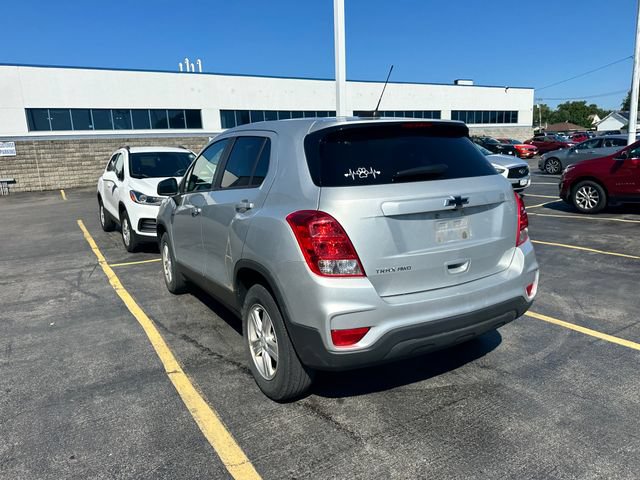 Used 2020 Chevrolet Trax LS w/ Tint and Cruise Package AWD/4WD image 5