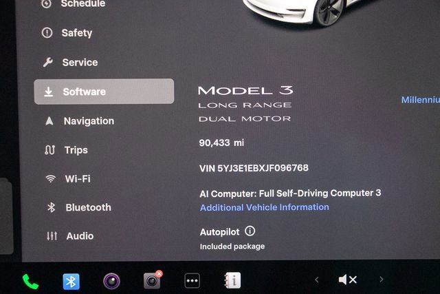 Used 2018 Tesla Model 3 Long Range AWD/4WD image 30