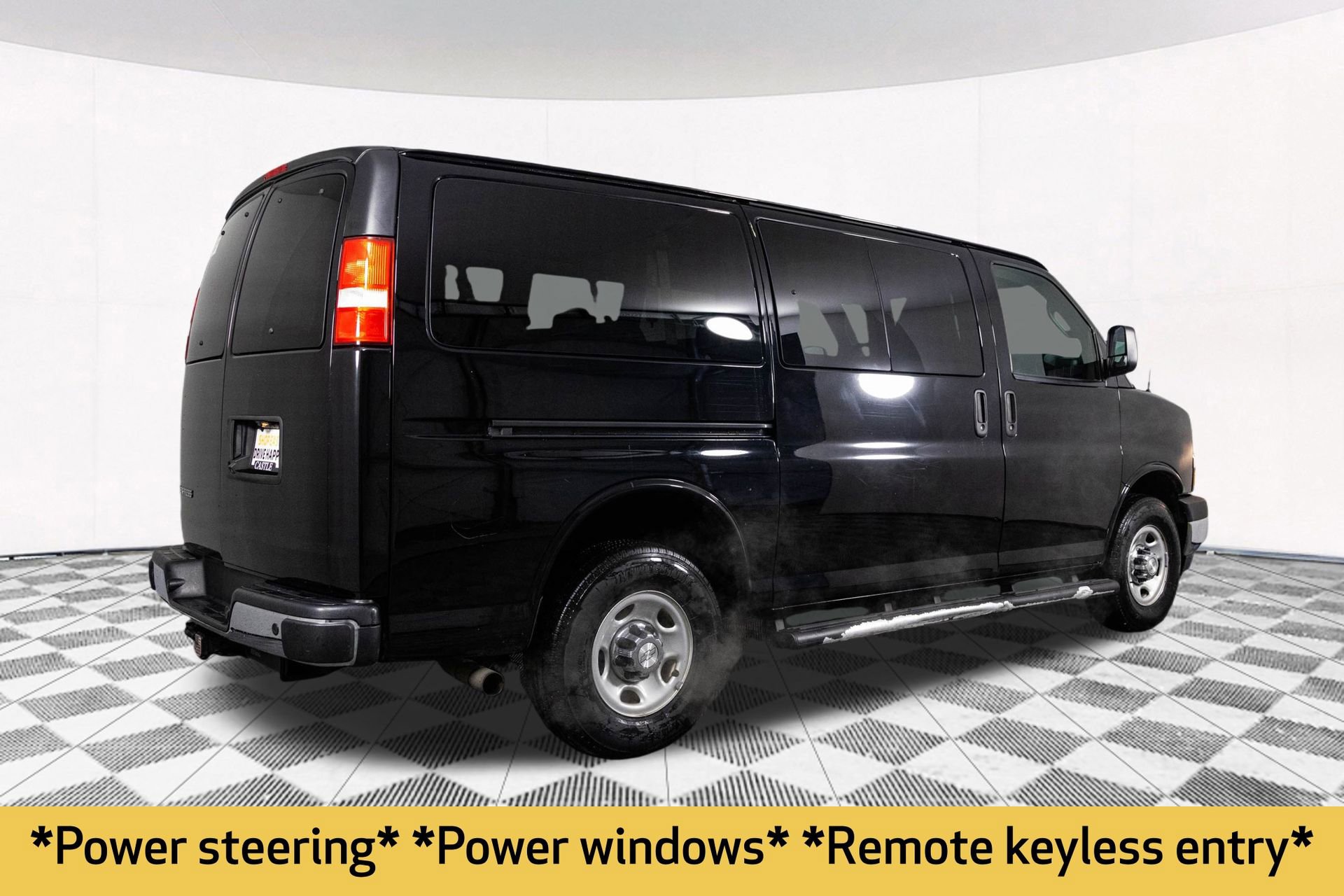 Used 2018 Chevrolet Express 3500 LT w/ LT Preferred Equipment Group image 16