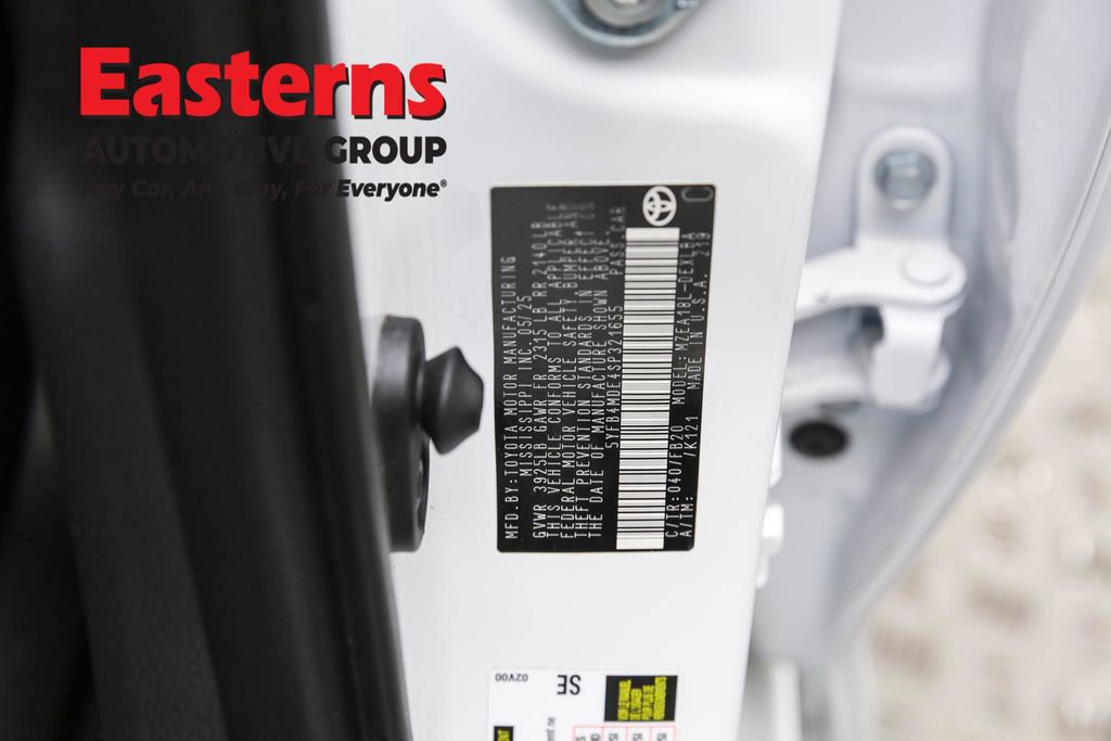 Used 2025 Toyota Corolla LE image 34