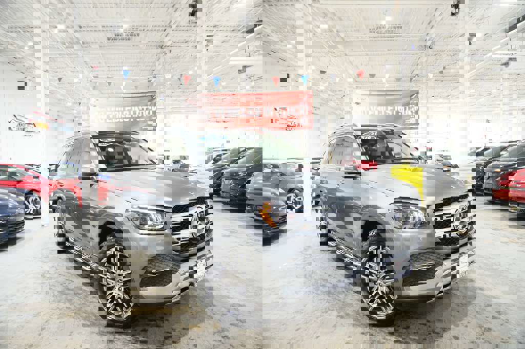 Used 2020 Mercedes-Benz GLS 450 4MATIC image 2