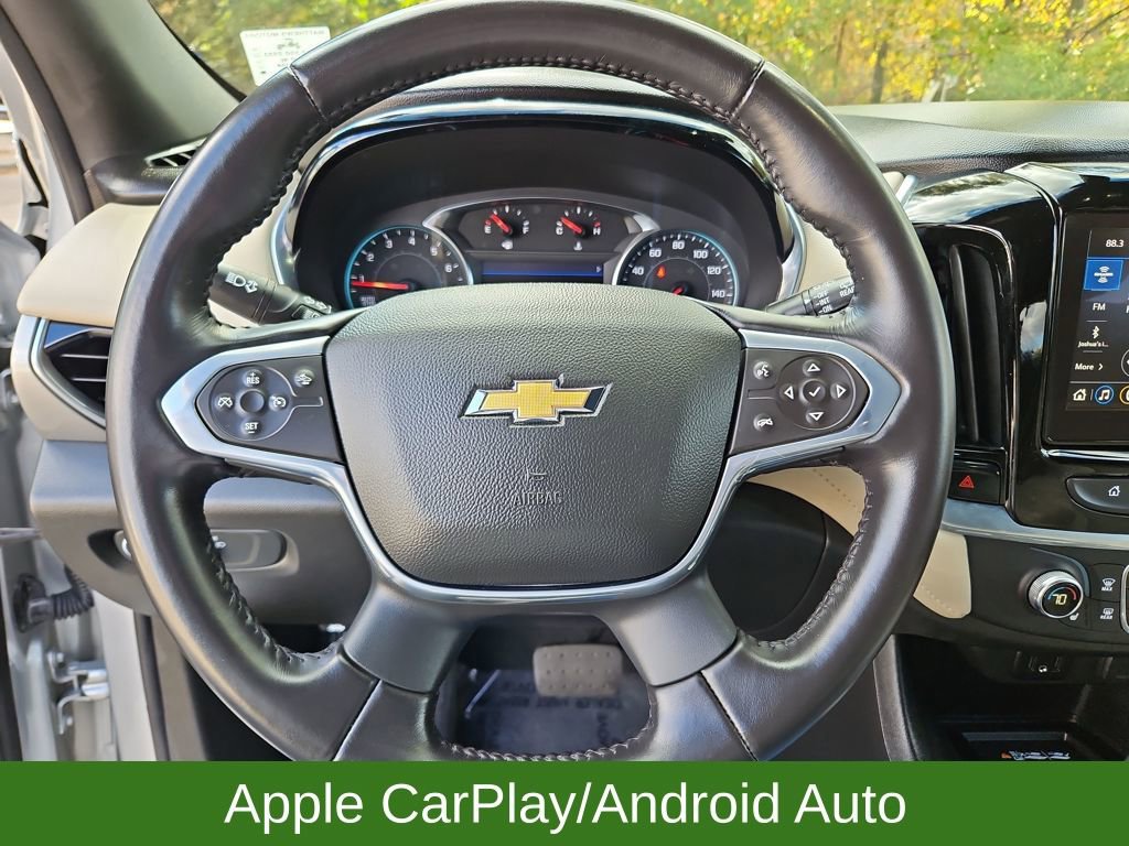 Used 2022 Chevrolet Traverse LT image 10