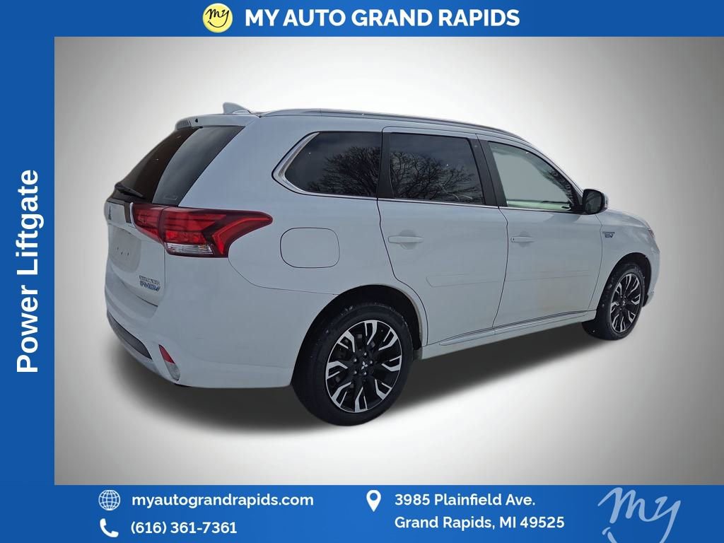 Used 2018 Mitsubishi Outlander SEL image 7