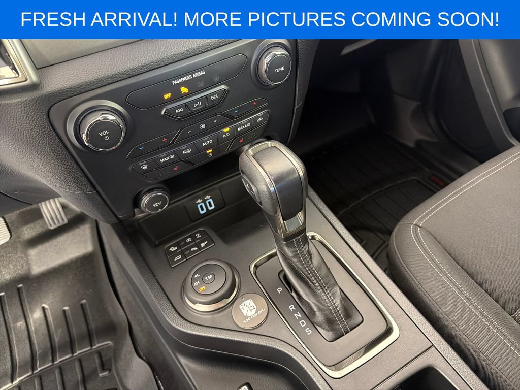 Used 2019 Ford Ranger XLT w/ Equipment Group 302A Luxury AWD/4WD image 14