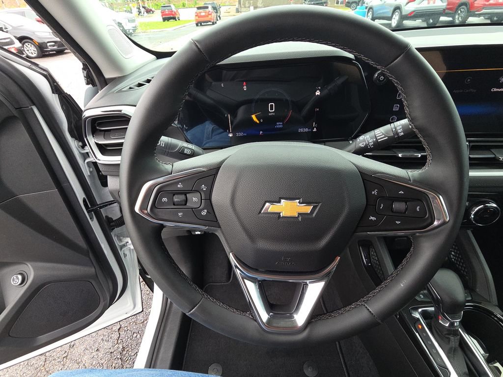 New 2026 Chevrolet TrailBlazer LT w/ Convenience Package FWD image 17