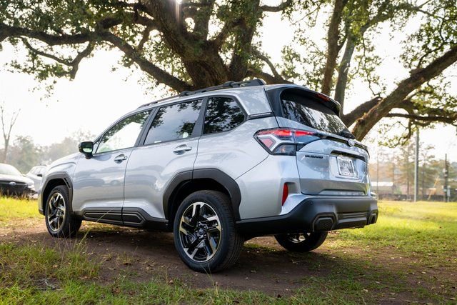 New 2025 Subaru Forester Limited w/ Popular Package #2 image 16