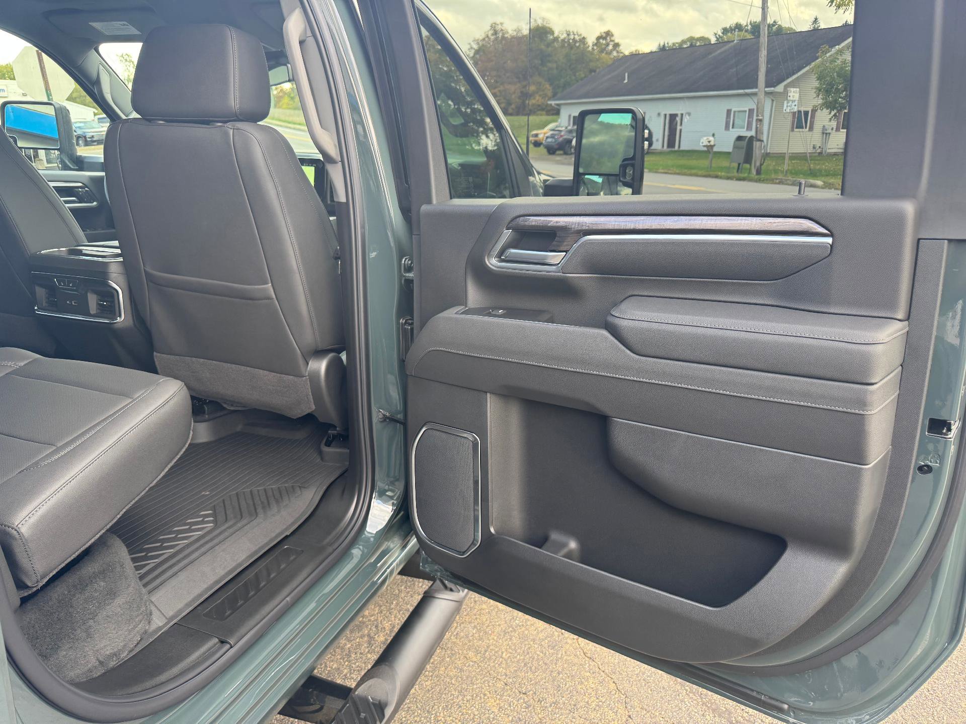 New 2026 Chevrolet Silverado 2500 LTZ w/ LTZ Plus Package image 48