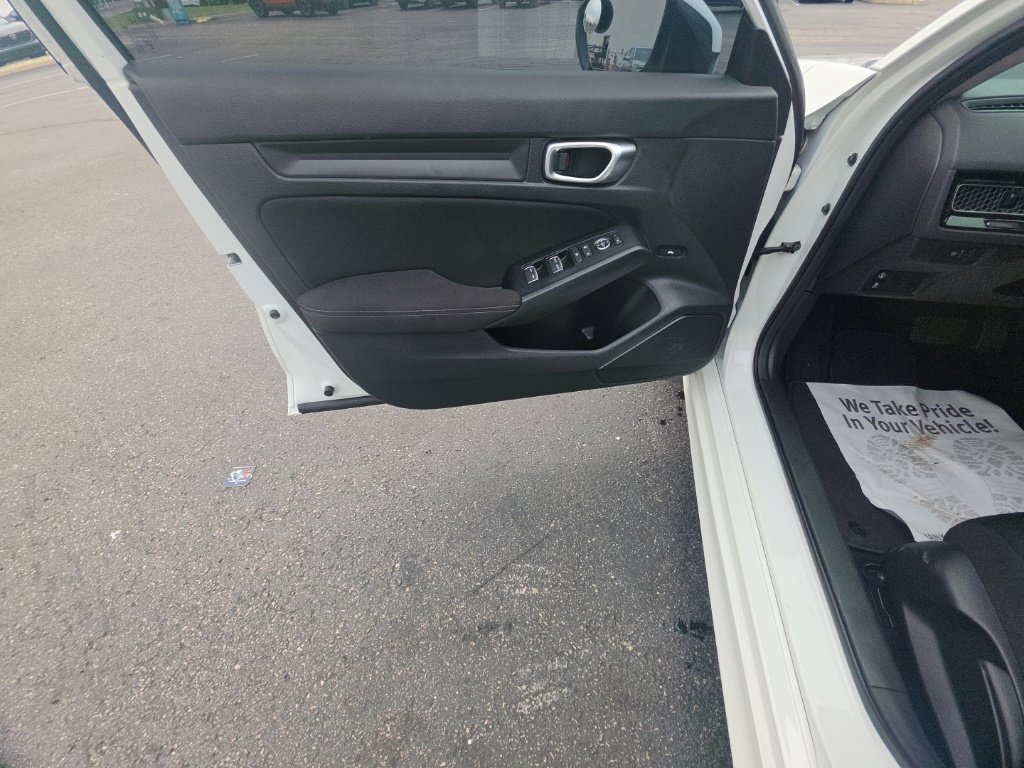 Used 2024 Honda Civic LX image 8