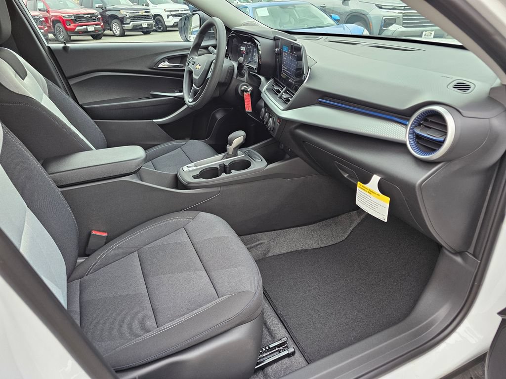 New 2026 Chevrolet Trax LS FWD image 12