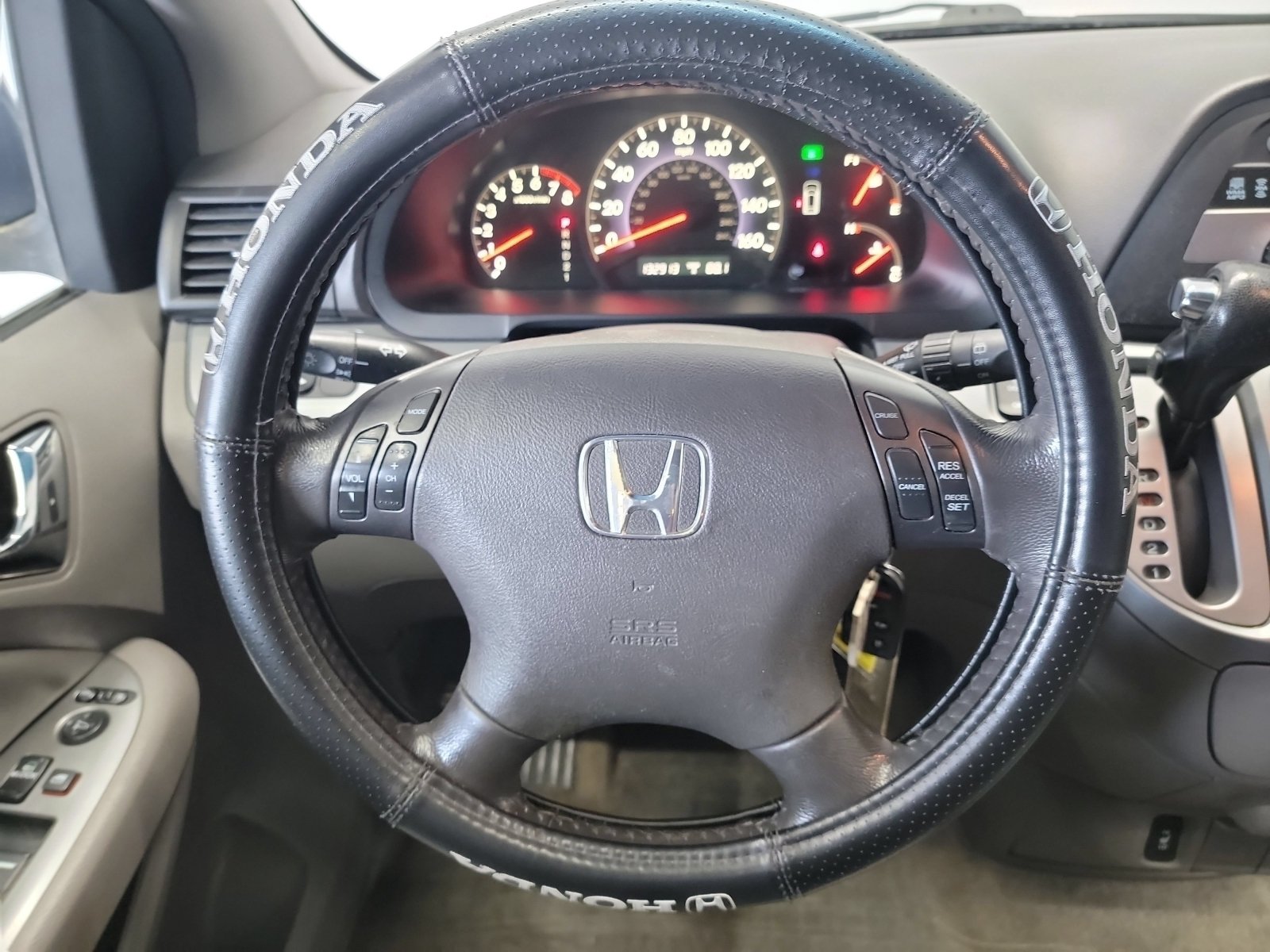 Used 2010 Honda Odyssey EX-L image 17
