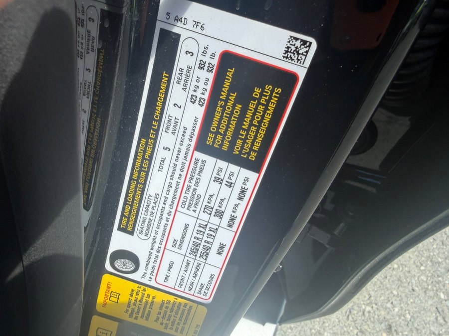 Used 2022 BMW i4 eDrive40 w/ Premium Package RWD image 65