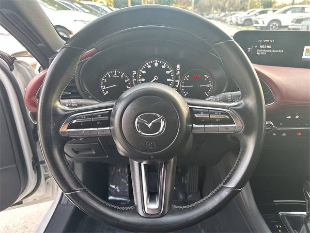 Used 2019 MAZDA MAZDA3 Hatchback w/ Premium Package image 11