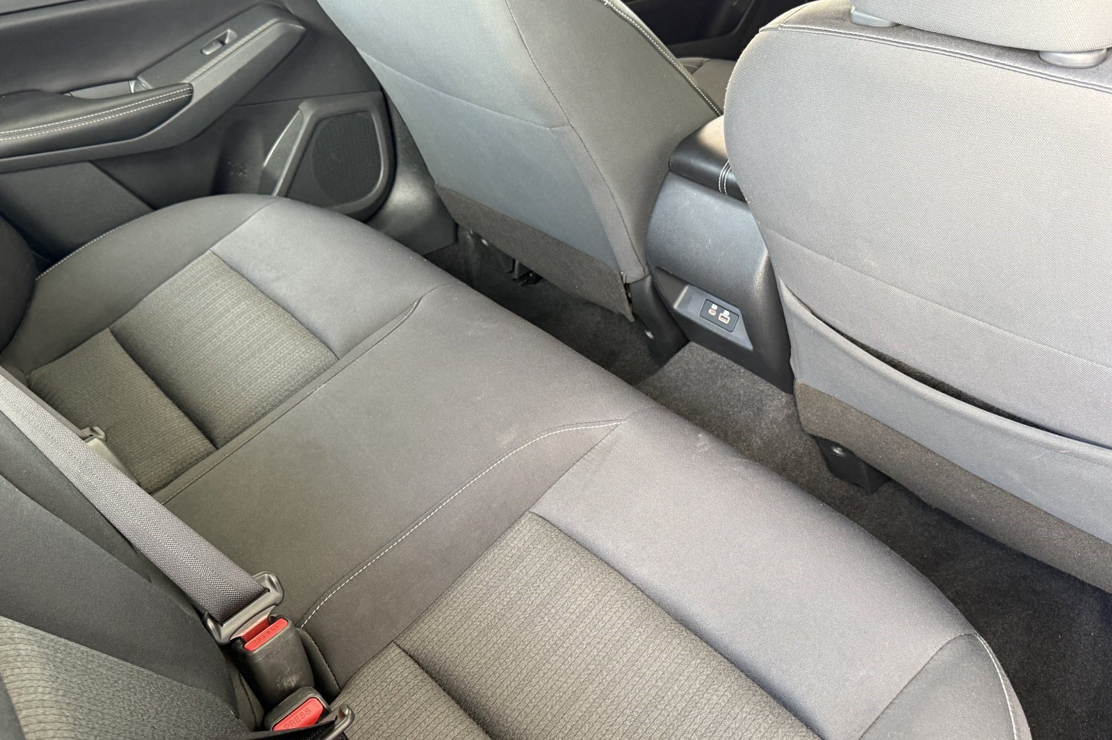 Used 2022 Nissan Altima 2.5 SV FWD image 31