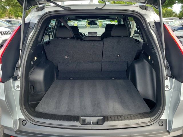 Used 2025 Honda CR-V Sport image 11