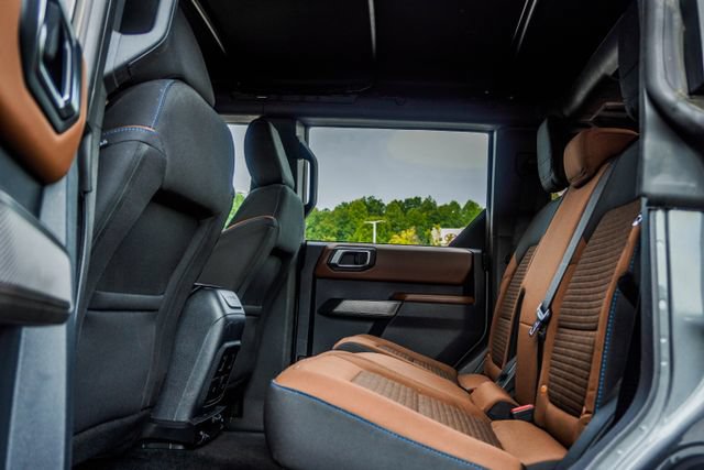 Used 2023 Ford Bronco Outer Banks AWD/4WD image 41
