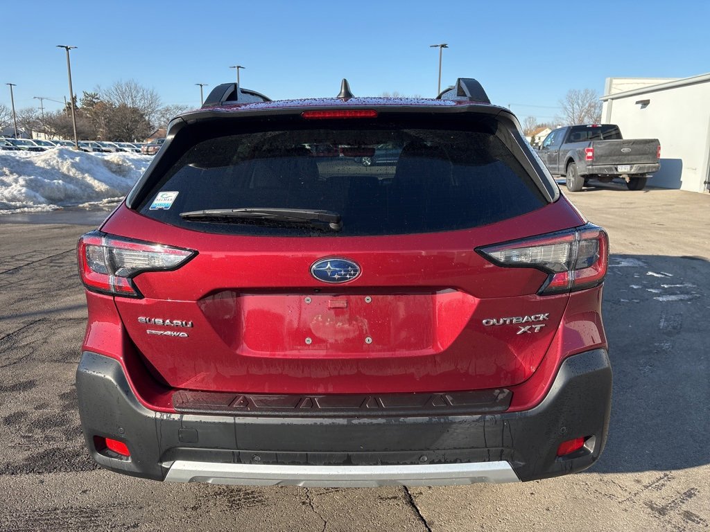 Used 2023 Subaru Outback Limited XT image 4