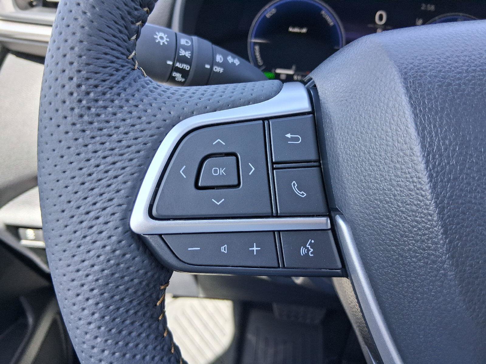 New 2026 Toyota Sienna XLE Woodland Edition AWD/4WD image 33