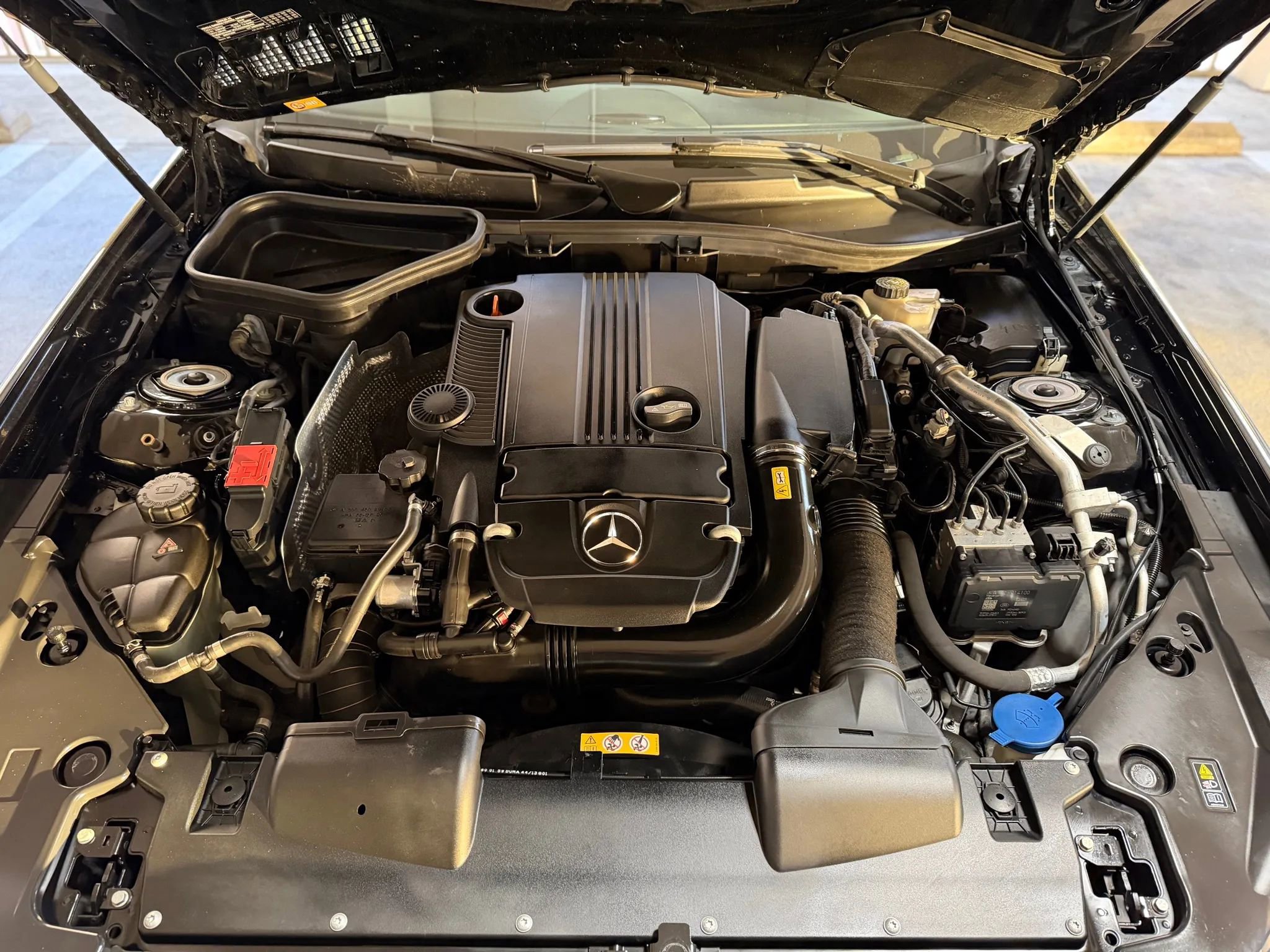 Used 2014 Mercedes-Benz SLK 250 w/ Sport Package image 36