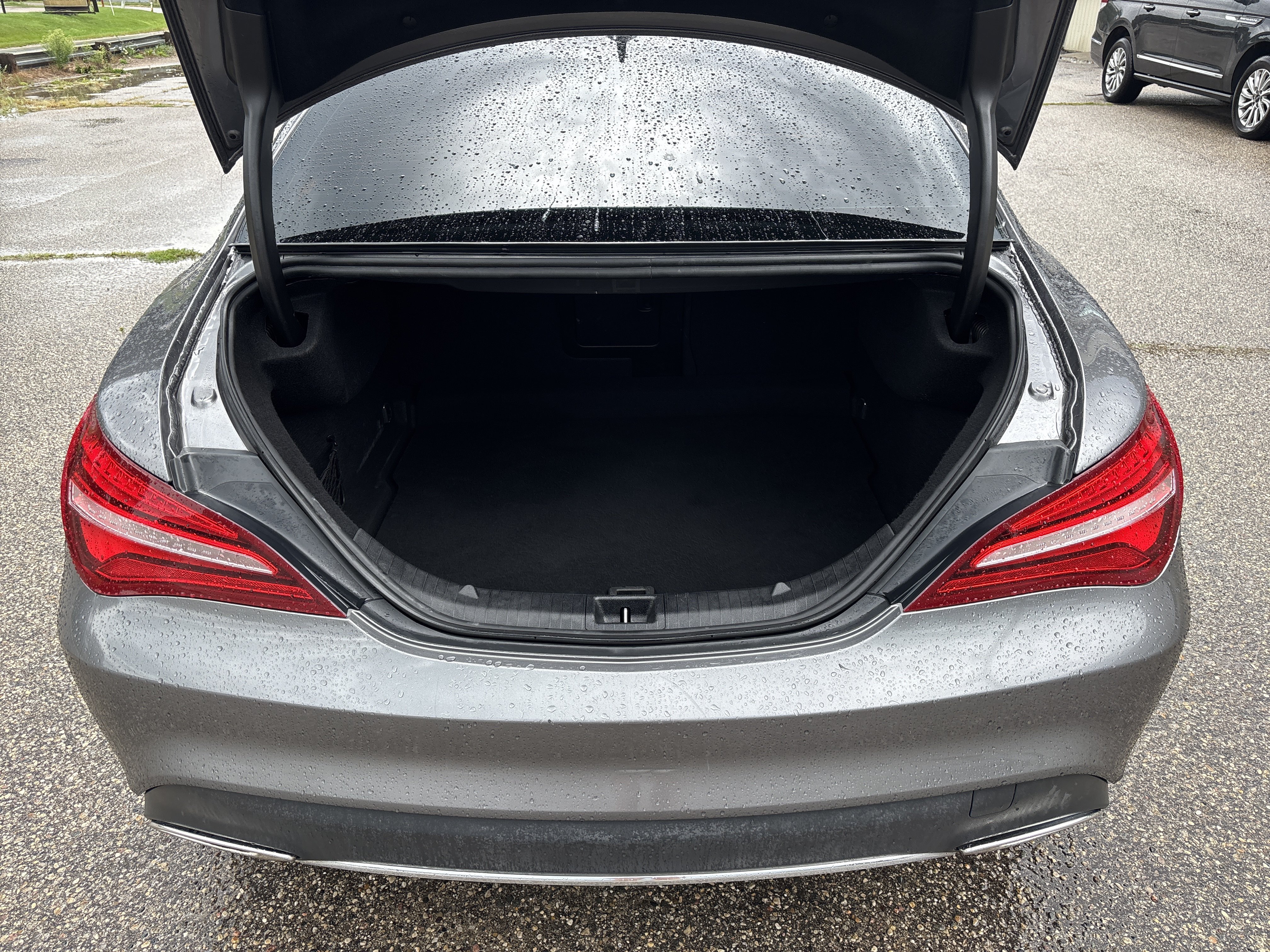 Used 2019 Mercedes-Benz CLA 250 4MATIC image 7