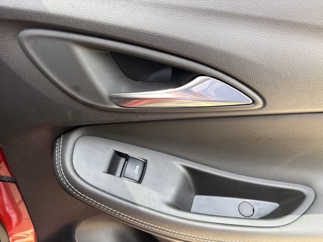 Used 2024 Buick Encore GX Preferred FWD image 31