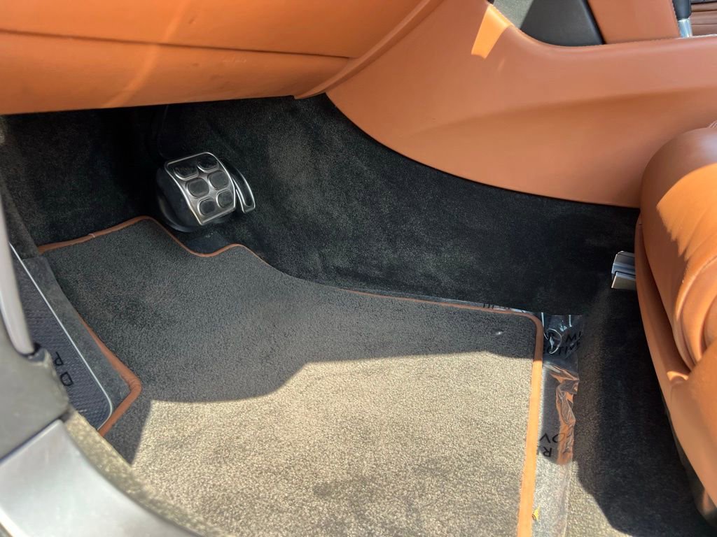 Used 2014 Bentley Continental GT image 38