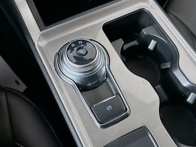 Used 2024 Ford Edge SEL w/ Convenience Package image 16