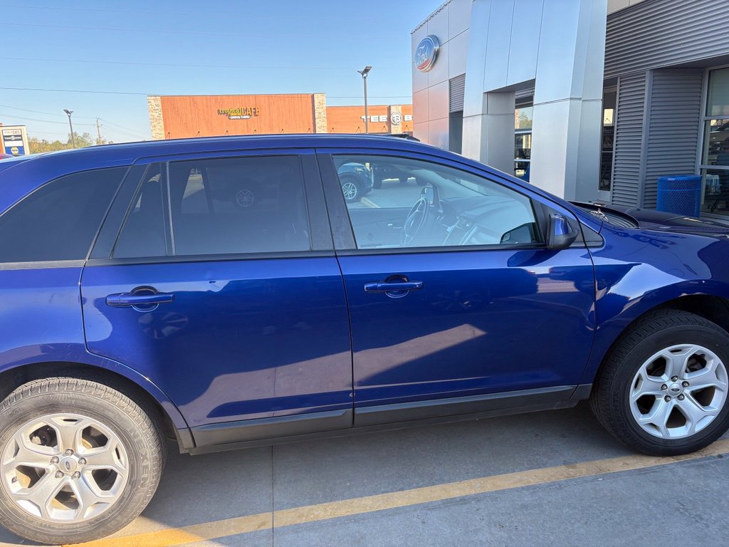 Used 2014 Ford Edge SEL w/ Equipment Group 205A AWD/4WD image 2
