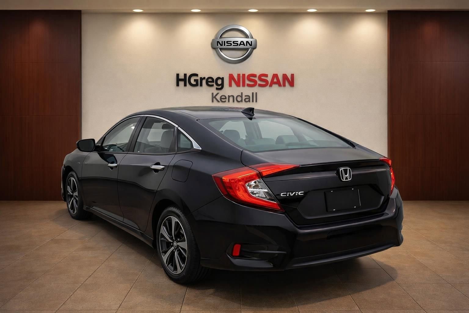 Used 2017 Honda Civic EX-T image 2
