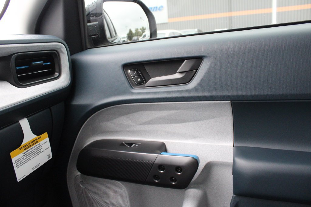 New 2026 Ford Maverick XLT w/ XLT Luxury Package FWD image 20