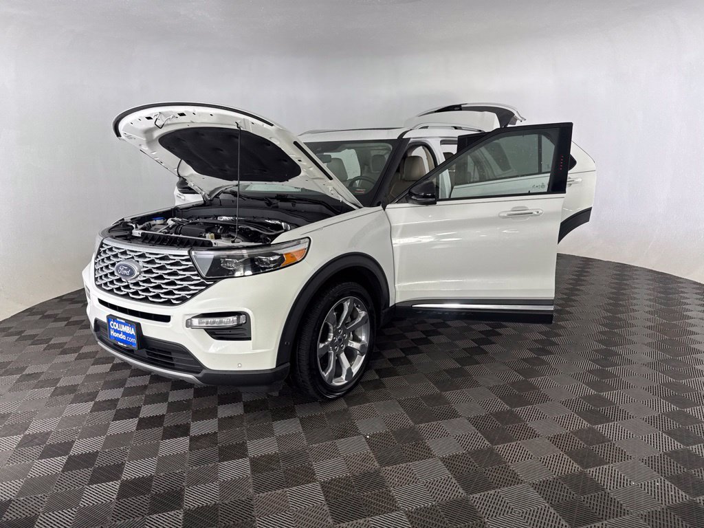 Used 2020 Ford Explorer Platinum w/ Premium Technology Package AWD/4WD image 11