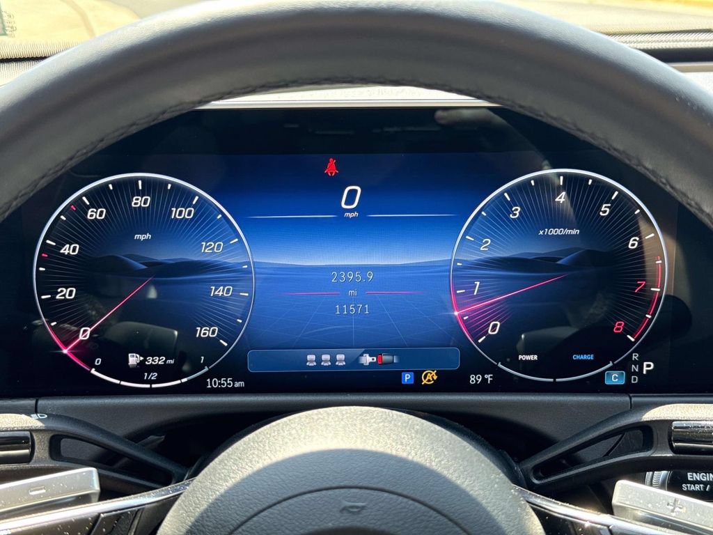 Used 2025 Mercedes-Benz E 350 4MATIC Sedan image 8