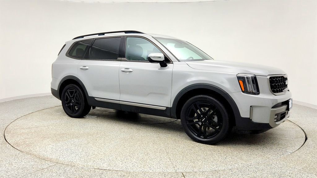 Used 2023 Kia Telluride SX X-Line image 3