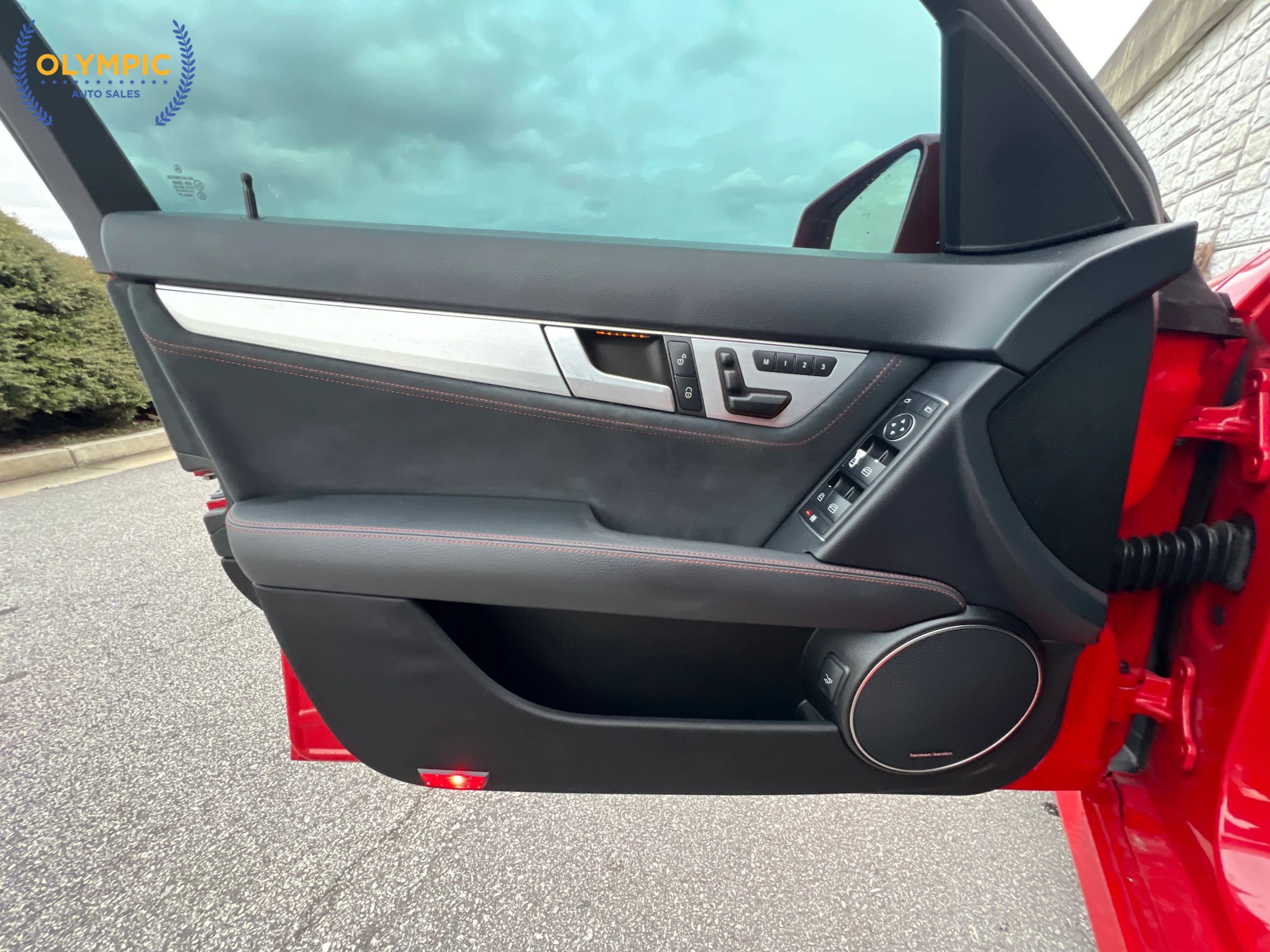 Used 2014 Mercedes-Benz C 250 Sedan w/ Premium 1 Package image 41