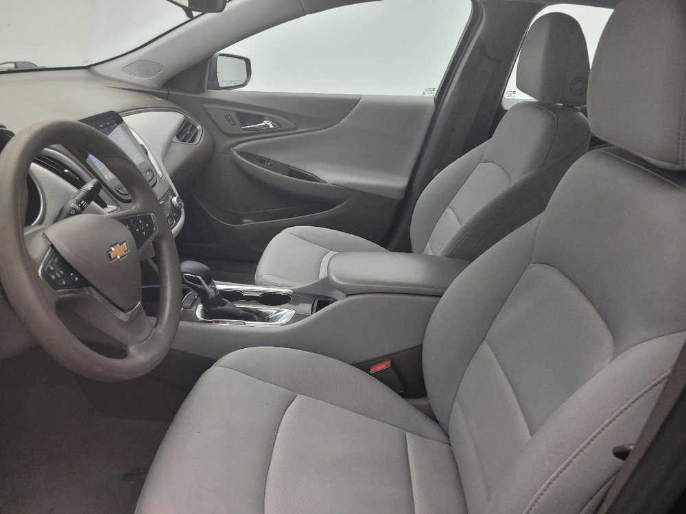 Used 2021 Chevrolet Malibu LS image 17