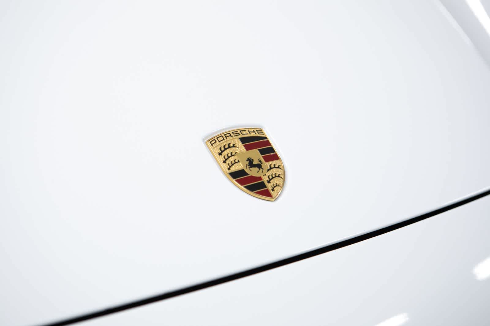 Certified 2023 Porsche Cayenne GTS w/ Premium Package Plus AWD/4WD image 17