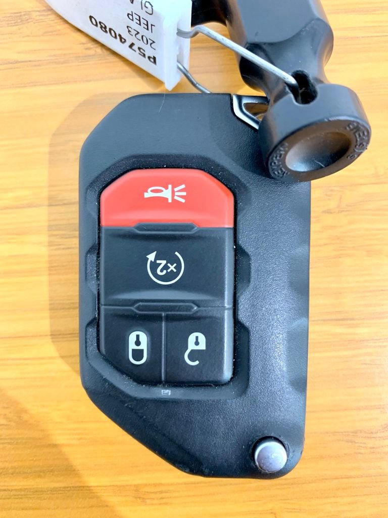 Used 2023 Jeep Gladiator Sport AWD/4WD image 48
