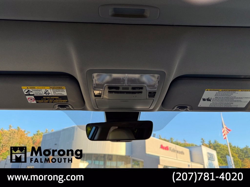 Used 2019 Toyota Highlander XLE AWD/4WD image 36