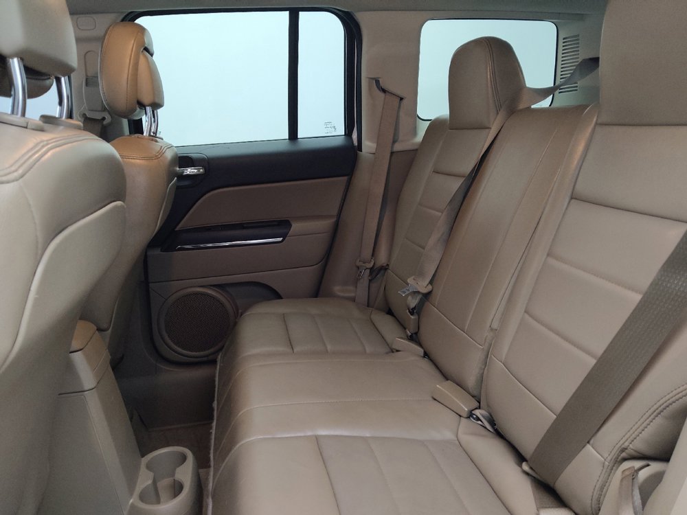 Used 2014 Jeep Patriot Limited w/ Sun/Sound Group FWD image 18