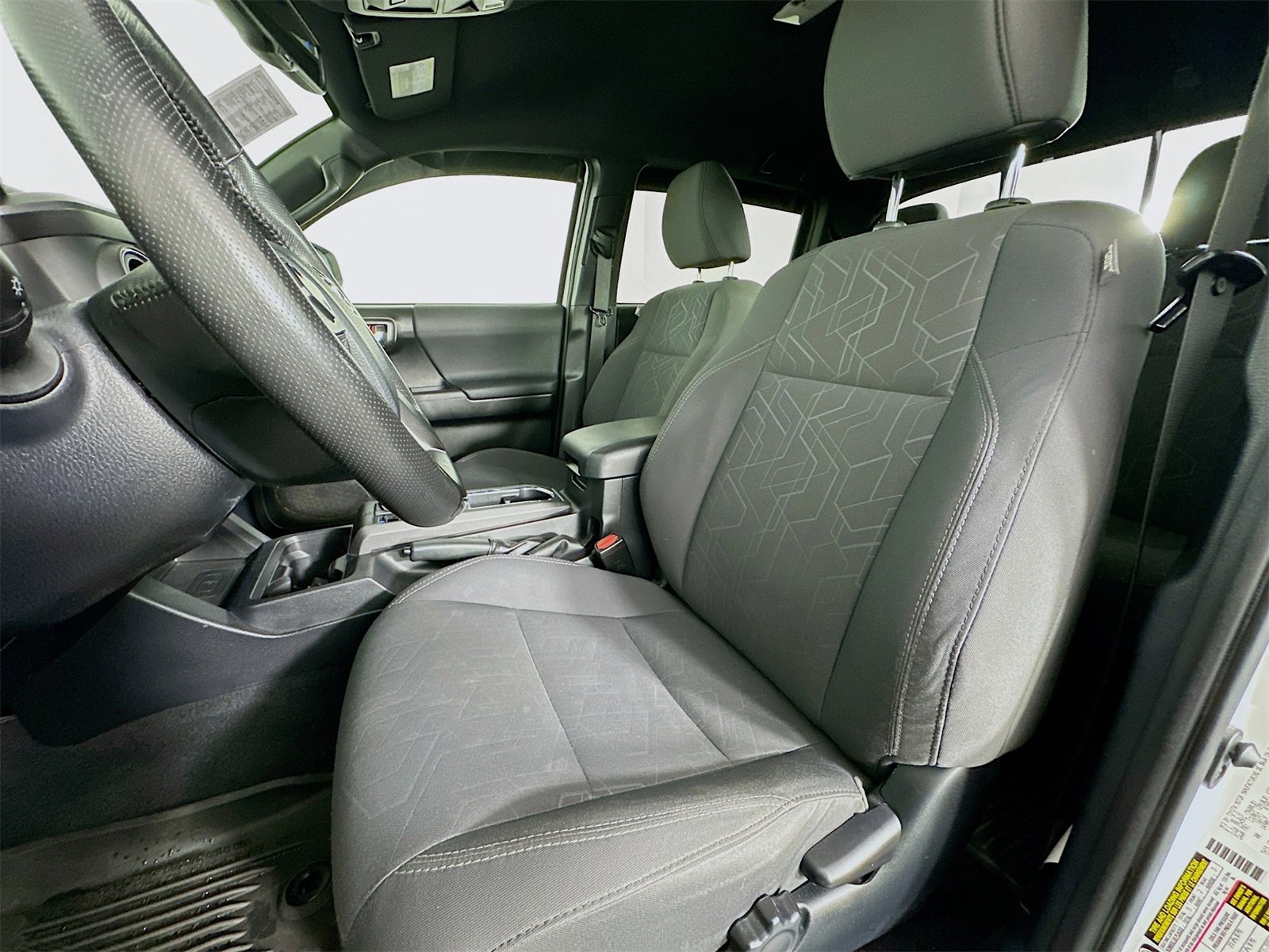 Certified 2017 Toyota Tacoma TRD Off-Road w/ Tow Package (A/T) image 20