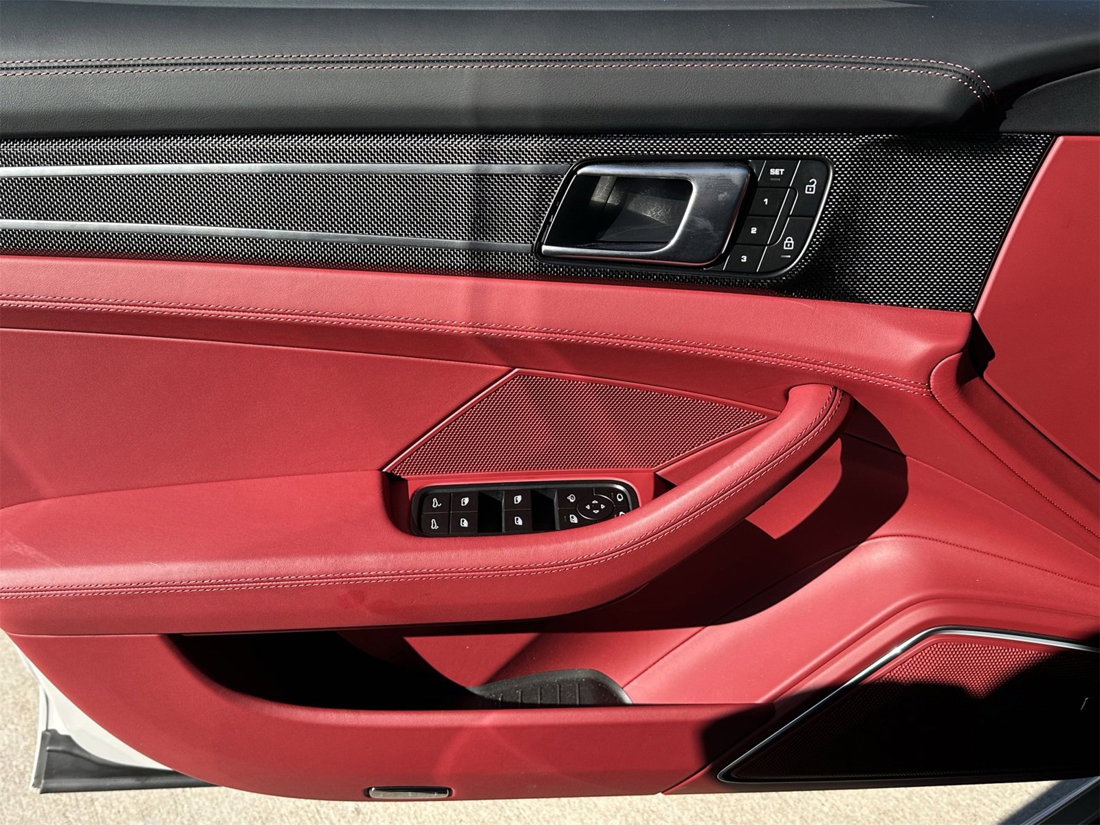 Certified 2023 Porsche Panamera 4 Platinum Edition image 15